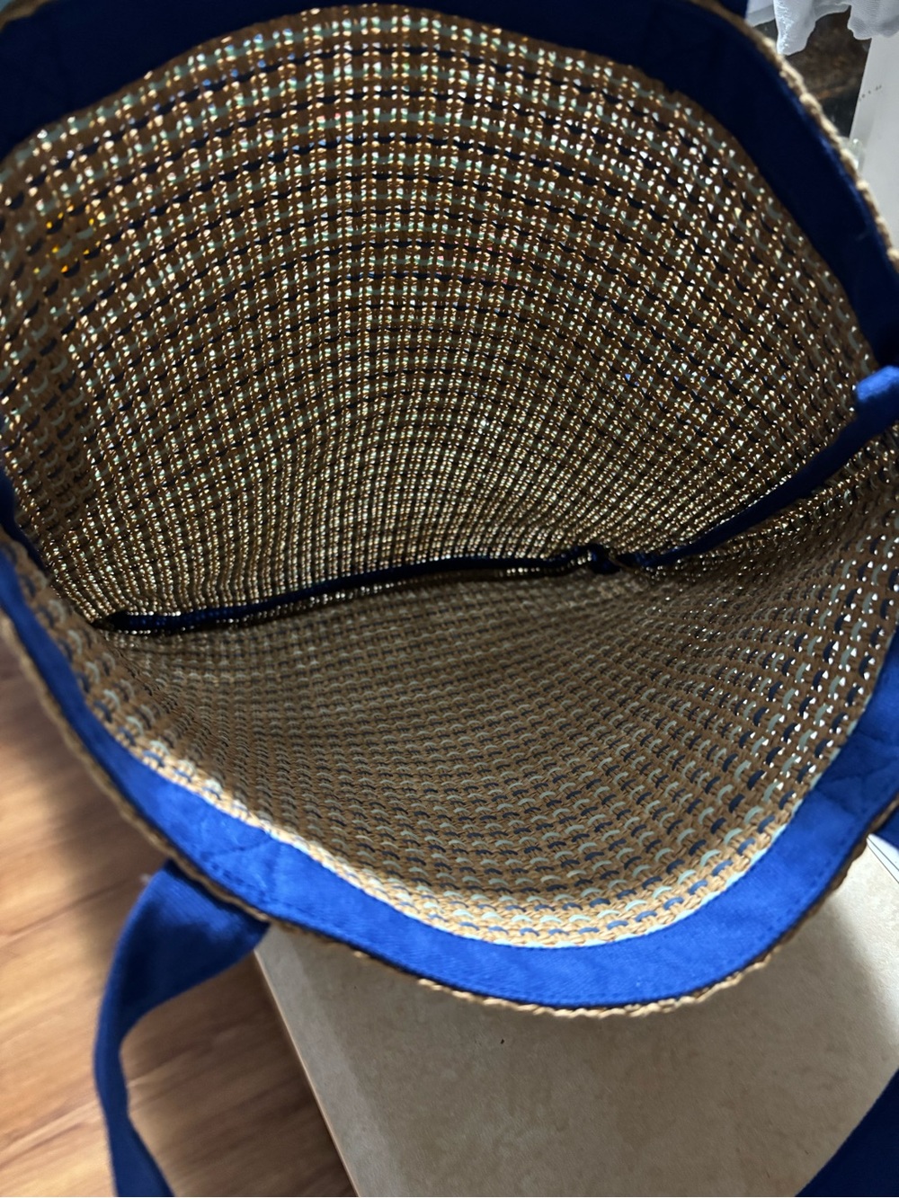 NWOT Blue-Handle Woven Straw Tote Bag with Tassel - Picture 6 of 6